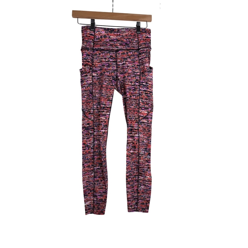 Lululemon Fast and Free High Rise Leggings size 4 Multicolor Red/Black
